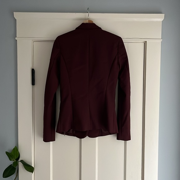 YAS fitted burgundy blazer with long sleeves - Picture 6 of 8